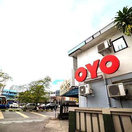 Oyo 90208 Milion Inn Miri Dış mekan fotoğraf