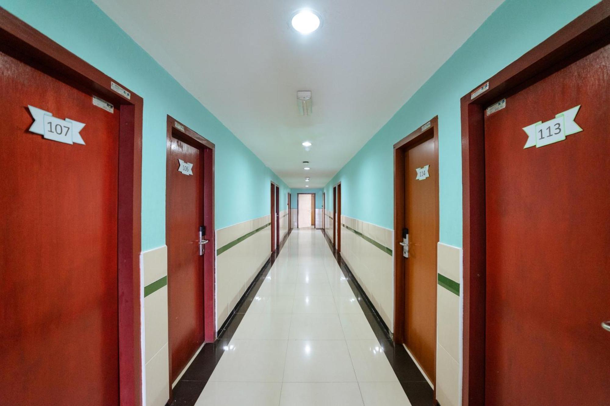 Oyo 90208 Milion Inn Miri Dış mekan fotoğraf
